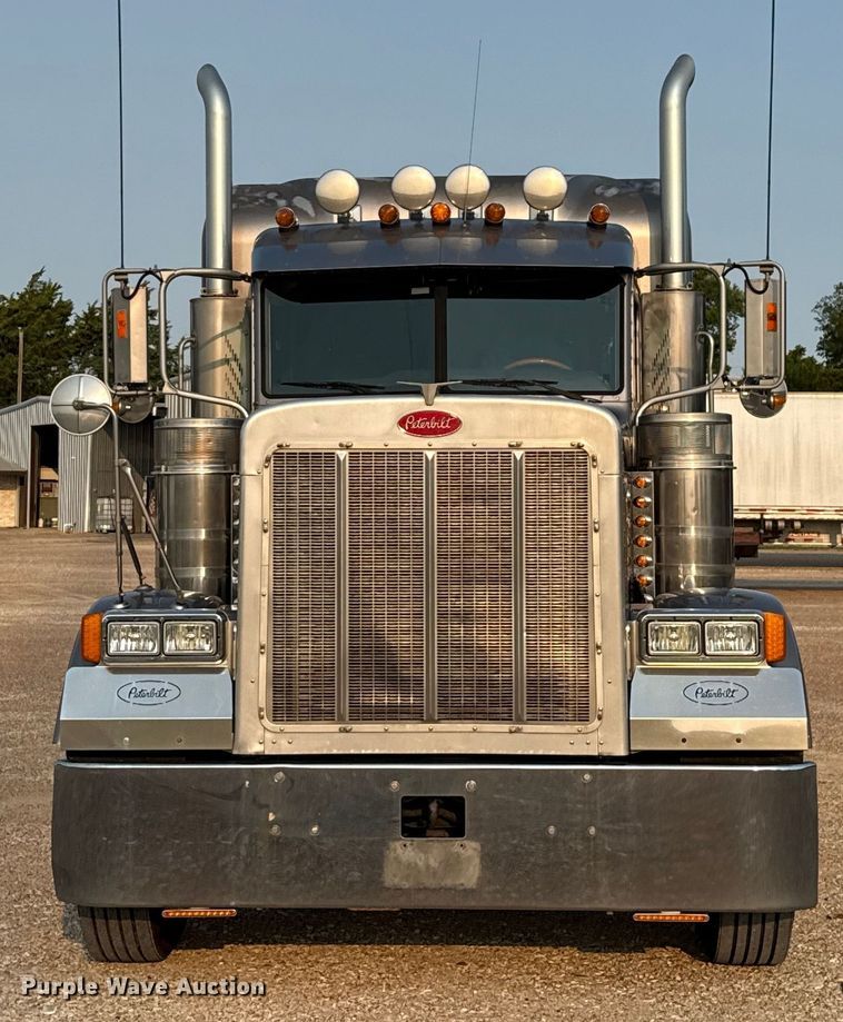 CAMIóN CAMAROTE 2006 PETERBILT