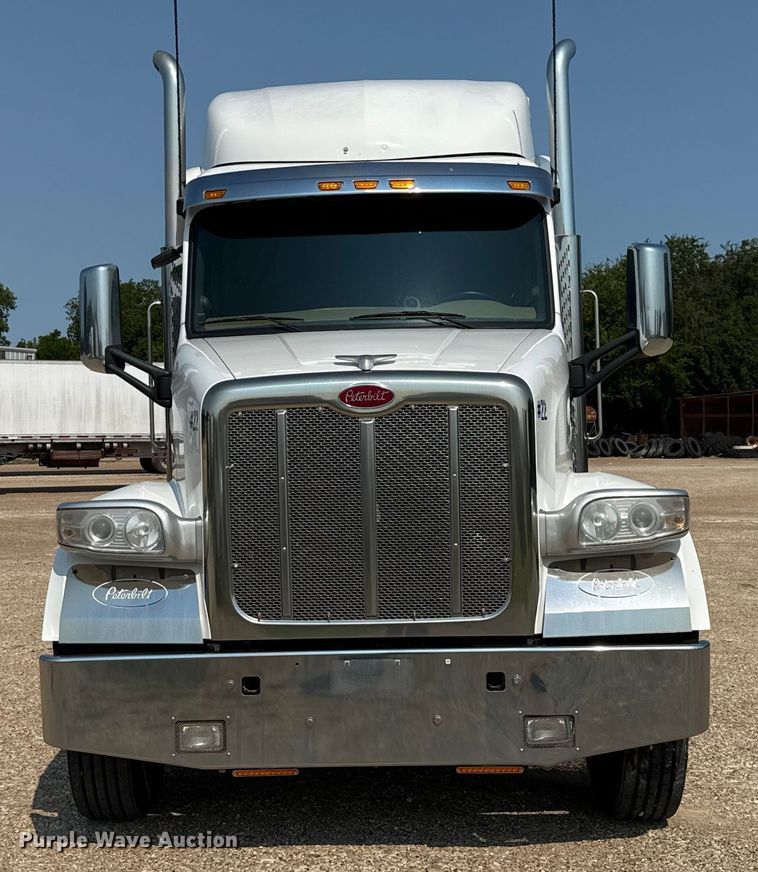 CAMIóN CAMAROTE 2017 PETERBILT