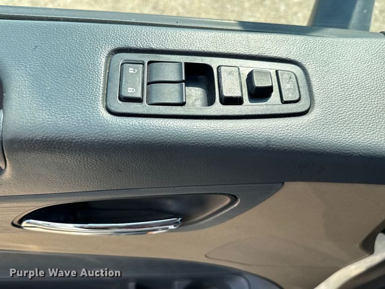 image for item ED5804 2017 Peterbilt 567 semi truck