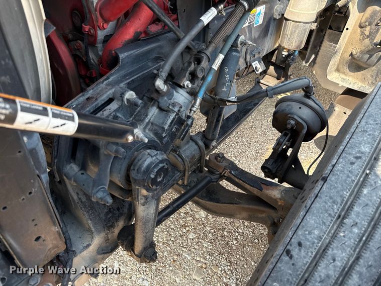 image for item ED5804 2017 Peterbilt 567 semi truck