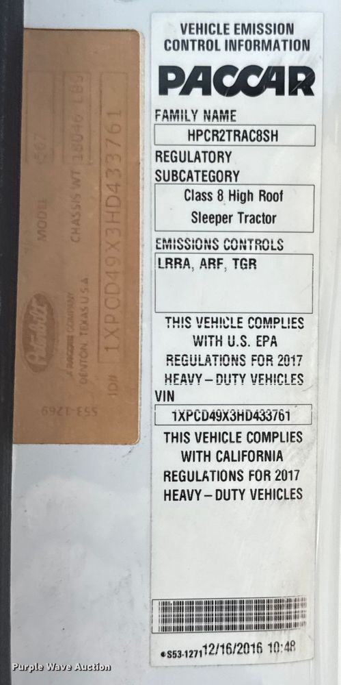 image for item ED5804 2017 Peterbilt 567 semi truck