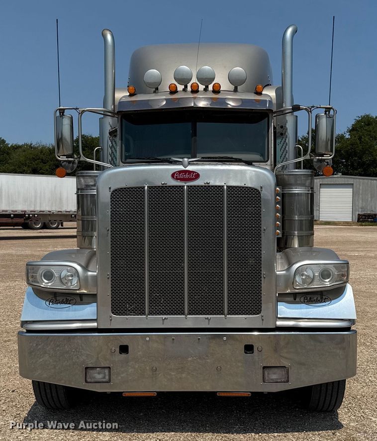 CAMIóN CAMAROTE 2018 PETERBILT