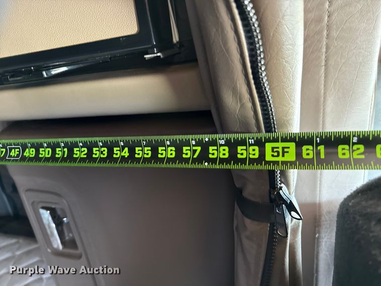 image for item ED5805 2018 Peterbilt 389 semi truck