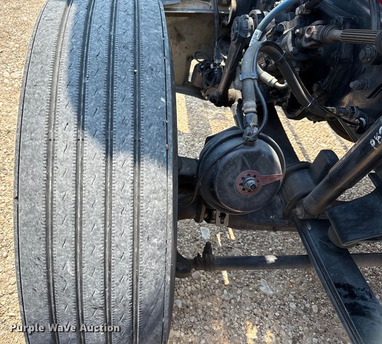 image for item ED5805 2018 Peterbilt 389 semi truck