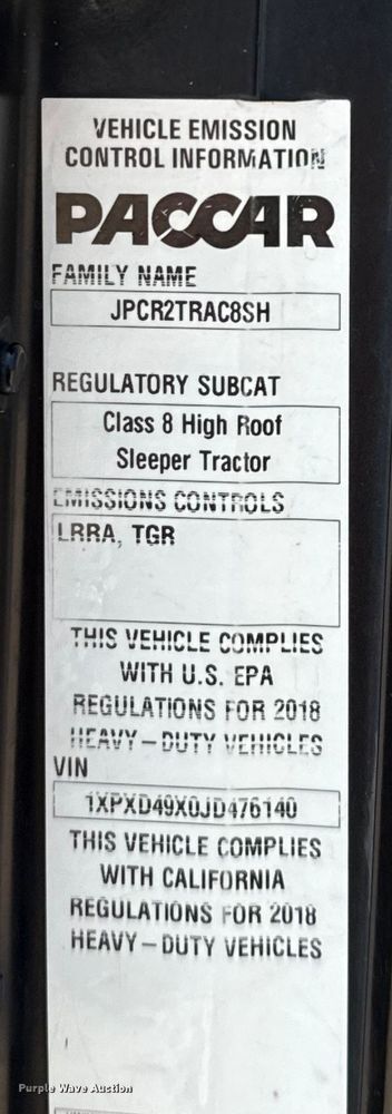 image for item ED5805 2018 Peterbilt 389 semi truck