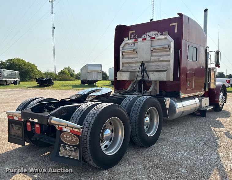 CAMIóN CAMAROTE 2004 PETERBILT