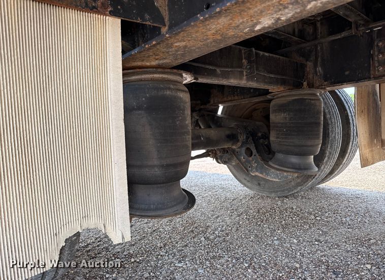 image for item ED5808 2005 Fontaine IDFT-6-8048WSAWK drop deck trailer