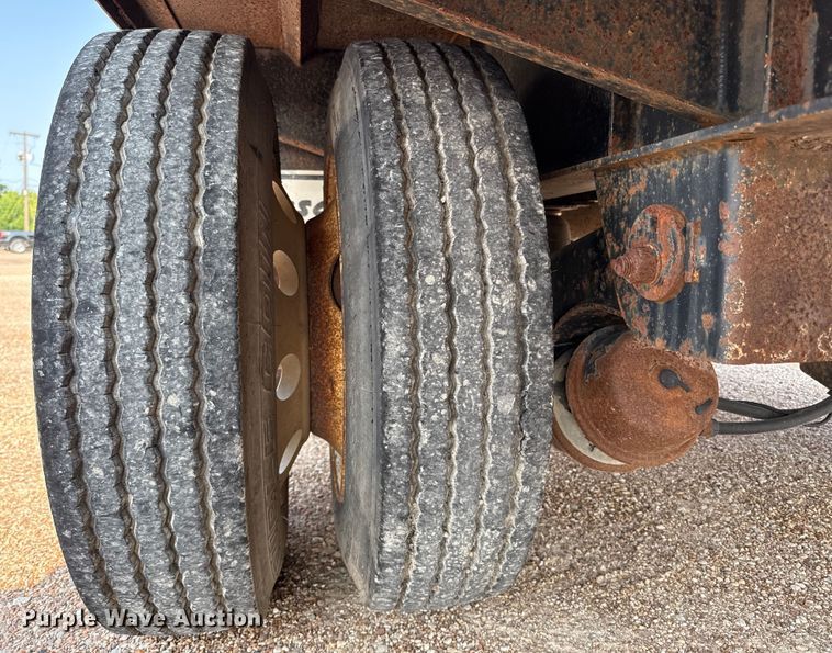 image for item ED5808 2005 Fontaine IDFT-6-8048WSAWK drop deck trailer