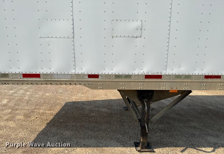 image for item ED5809 2007 Vanguard VIP4000 dry van trailer