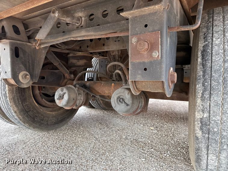 image for item ED5809 2007 Vanguard VIP4000 dry van trailer