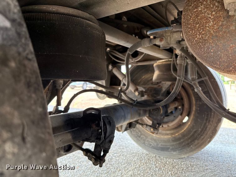 image for item ED5809 2007 Vanguard VIP4000 dry van trailer