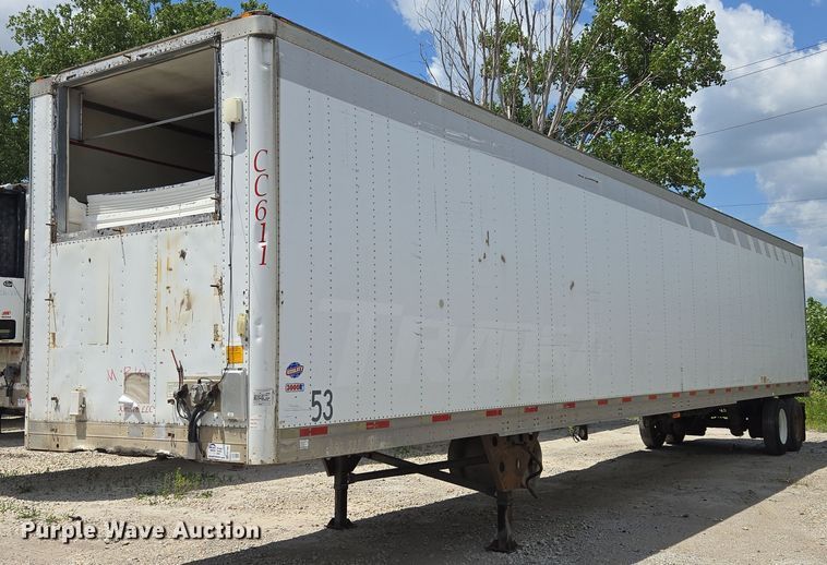 image for item EF1661 2005 Utility VS2RA refrigerated van trailer