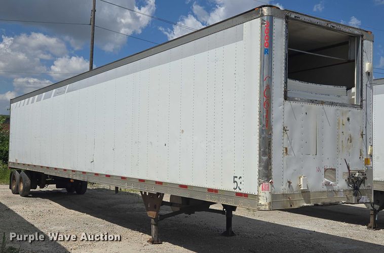 image for item EF1661 2005 Utility VS2RA refrigerated van trailer