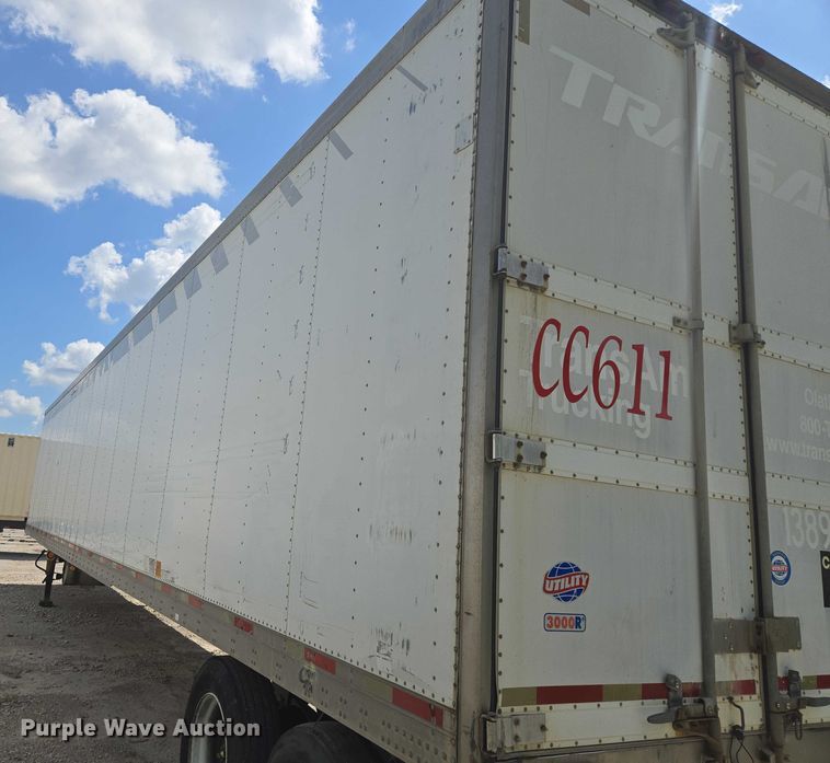 image for item EF1661 2005 Utility VS2RA refrigerated van trailer