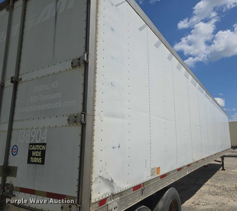 image for item EF1661 2005 Utility VS2RA refrigerated van trailer
