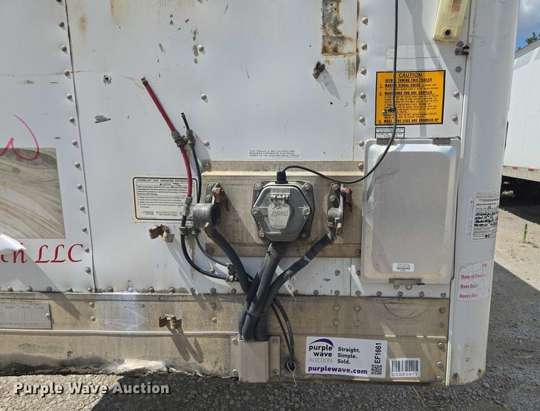 image for item EF1661 2005 Utility VS2RA refrigerated van trailer