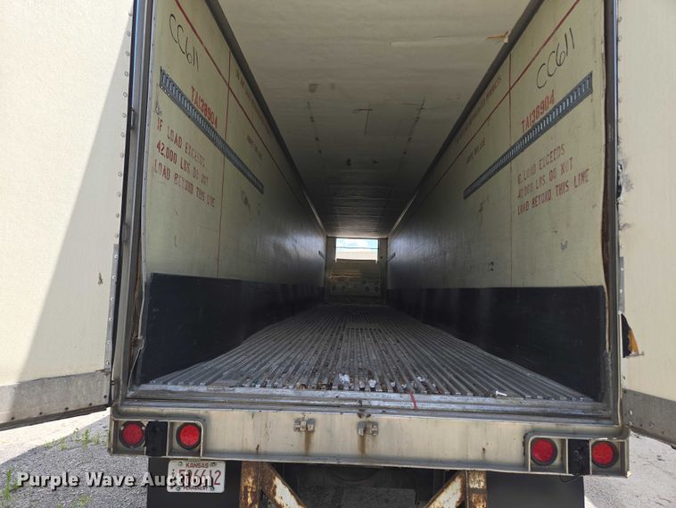 image for item EF1661 2005 Utility VS2RA refrigerated van trailer