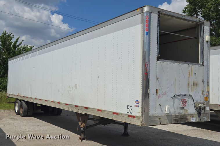 image for item EF1662 2006 Utility Trailer MFG Co. refrigerated van trailer