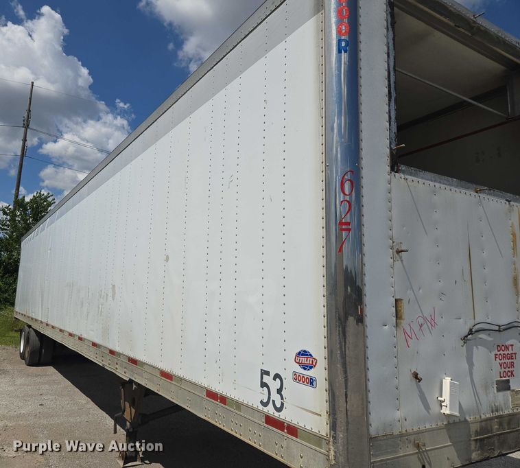 image for item EF1662 2006 Utility Trailer MFG Co. refrigerated van trailer