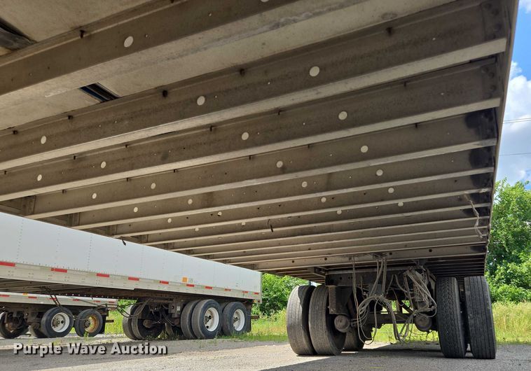 image for item EF1662 2006 Utility Trailer MFG Co. refrigerated van trailer