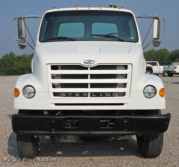 CAMIóN CHASIS 2004 FREIGHTLINER STERLINGL7500