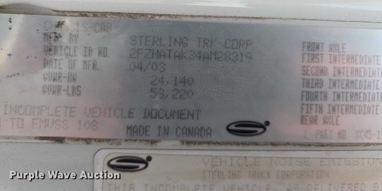 image for item EF1928 2004 Freightliner Sterling L7500 truck cab and chassis