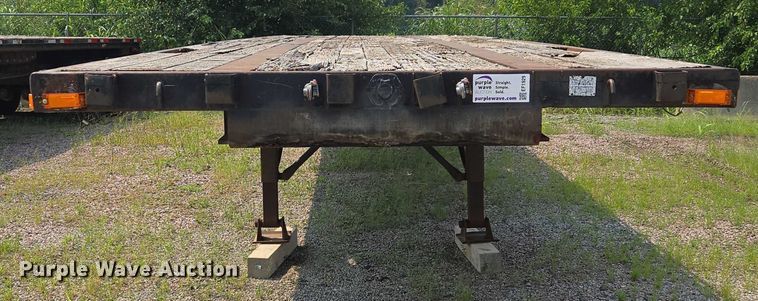 image for item EF1929 1987 Dorsey Trailer, Inc flatbed trailer