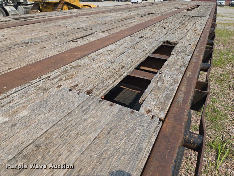 image for item EF1929 1987 Dorsey Trailer, Inc flatbed trailer