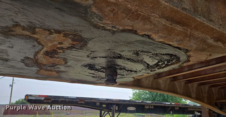 image for item EF1929 1987 Dorsey Trailer, Inc flatbed trailer