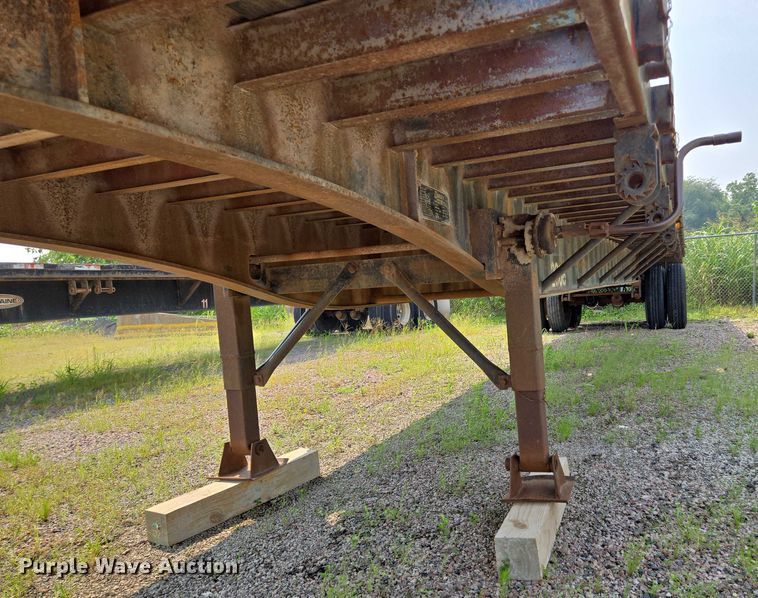 image for item EF1929 1987 Dorsey Trailer, Inc flatbed trailer