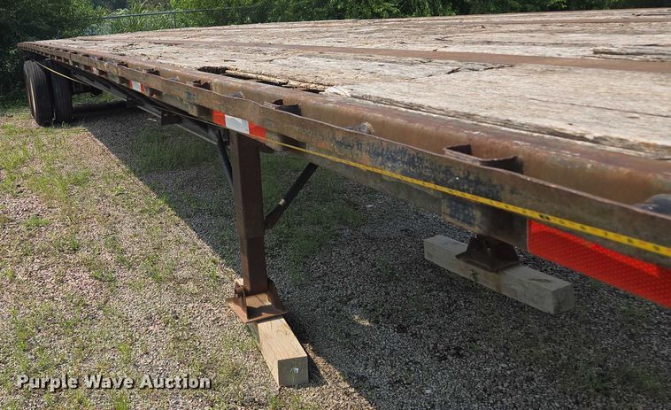 image for item EF1929 1987 Dorsey Trailer, Inc flatbed trailer