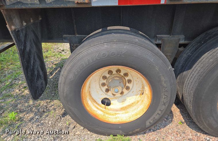 image for item EF1929 1987 Dorsey Trailer, Inc flatbed trailer