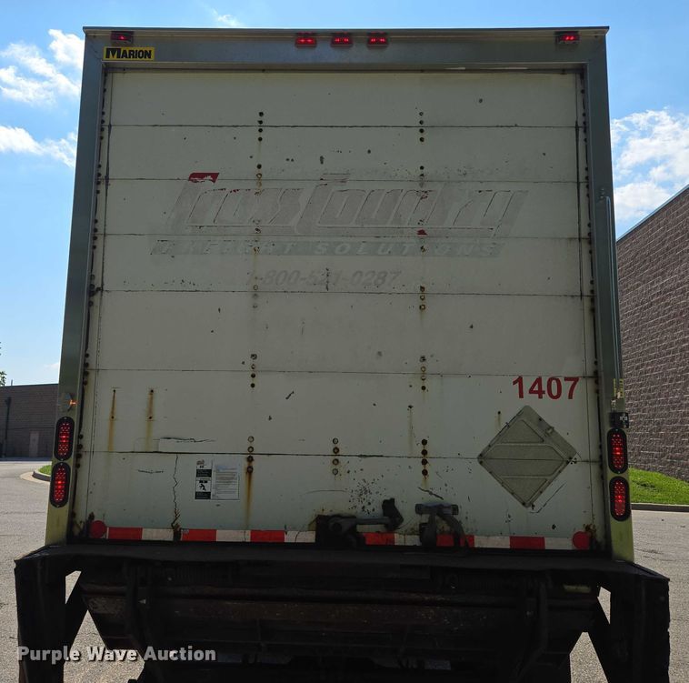 image for item EF1945 2014 Peterbilt 220 box truck