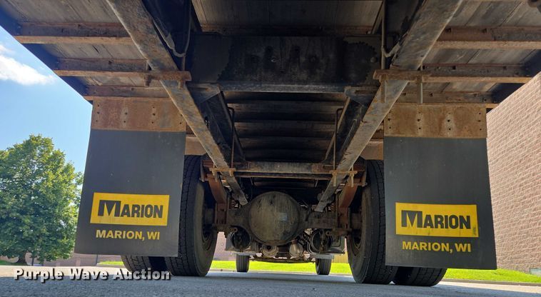 image for item EF1945 2014 Peterbilt 220 box truck