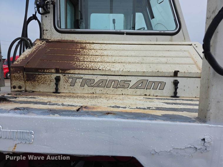 image for item EF3734 1993 Ottawa 30 yard truck