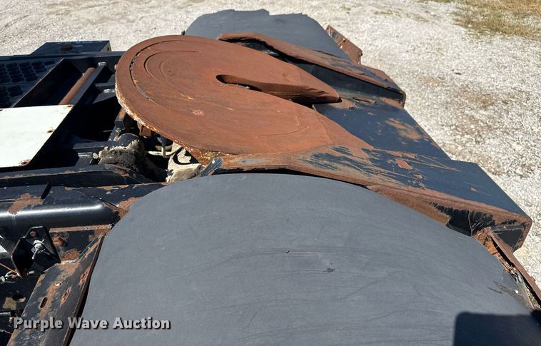 image for item EG5871 2004 Kalmar 30 yard truck