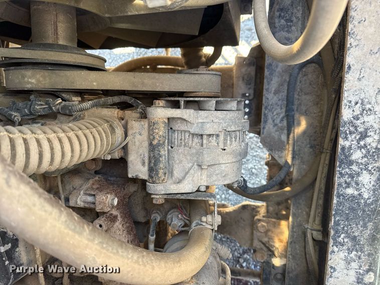 image for item EG5871 2004 Kalmar 30 yard truck