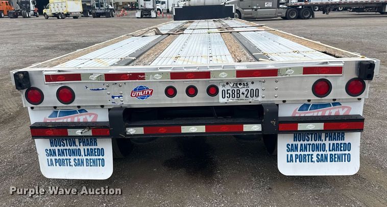 image for item EG6024 2015 Utility Trailer FS2CDHA drop deck trailer