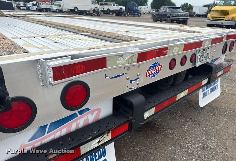 image for item EG6024 2015 Utility Trailer FS2CDHA drop deck trailer