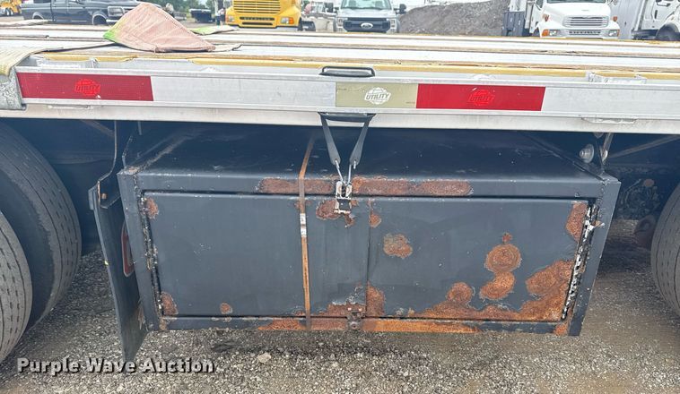 image for item EG6024 2015 Utility Trailer FS2CDHA drop deck trailer