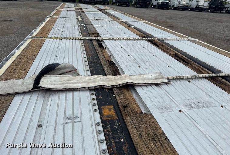 image for item EG6024 2015 Utility Trailer FS2CDHA drop deck trailer