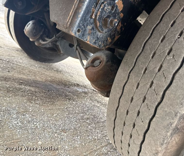 image for item EG6024 2015 Utility Trailer FS2CDHA drop deck trailer