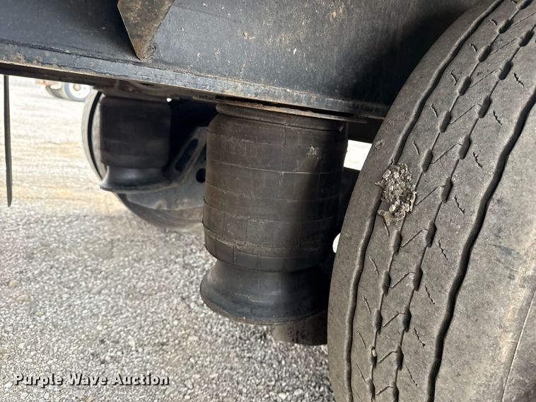 image for item EG6024 2015 Utility Trailer FS2CDHA drop deck trailer