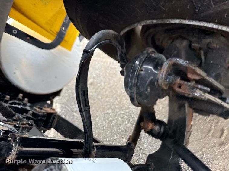 image for item EG6027 2007 Sterling A9500 Series semi truck