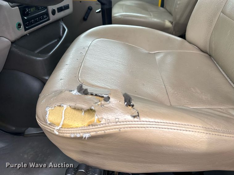 image for item EG6027 2007 Sterling A9500 Series semi truck