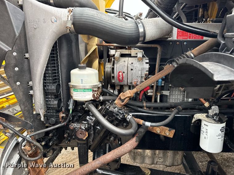 image for item EG6027 2007 Sterling A9500 Series semi truck