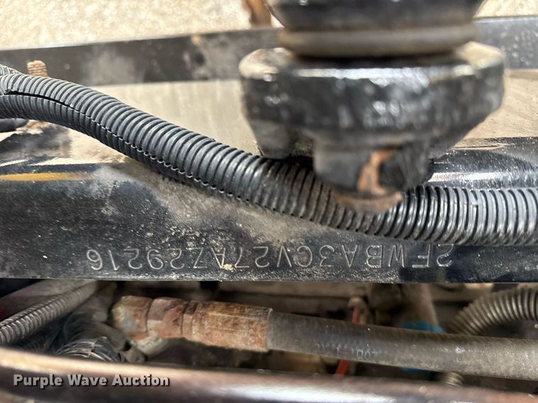 image for item EG6027 2007 Sterling A9500 Series semi truck