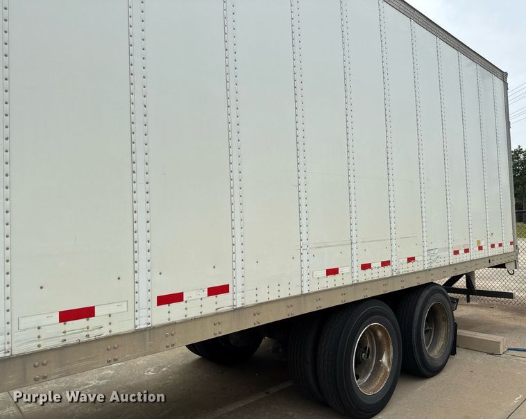 image for item EJ3733 2014 Vanguard VXP dry van trailer