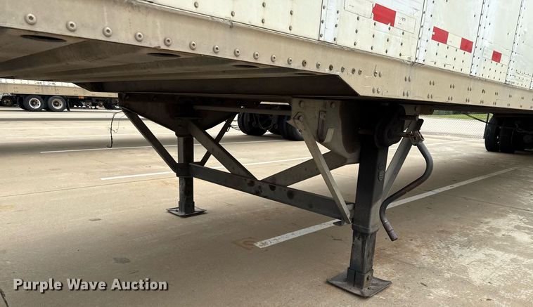 image for item EJ3733 2014 Vanguard VXP dry van trailer