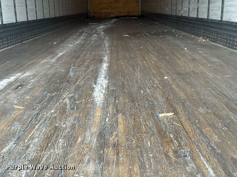 image for item EJ3733 2014 Vanguard VXP dry van trailer